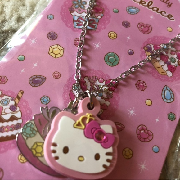 HELLO KITTY NECKLACE - Picture 3 of 4